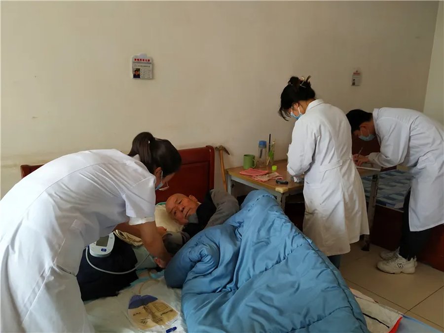 失能老人日常照护注意事项，家属也需要了解