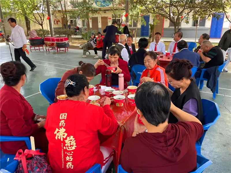重阳节敬老孝亲主题活动现场